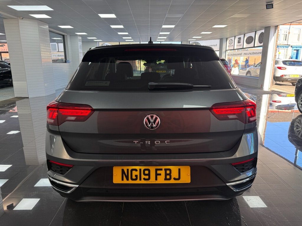 Used Volkswagen T-Roc 2019 for sale - 77937064: Photo 12