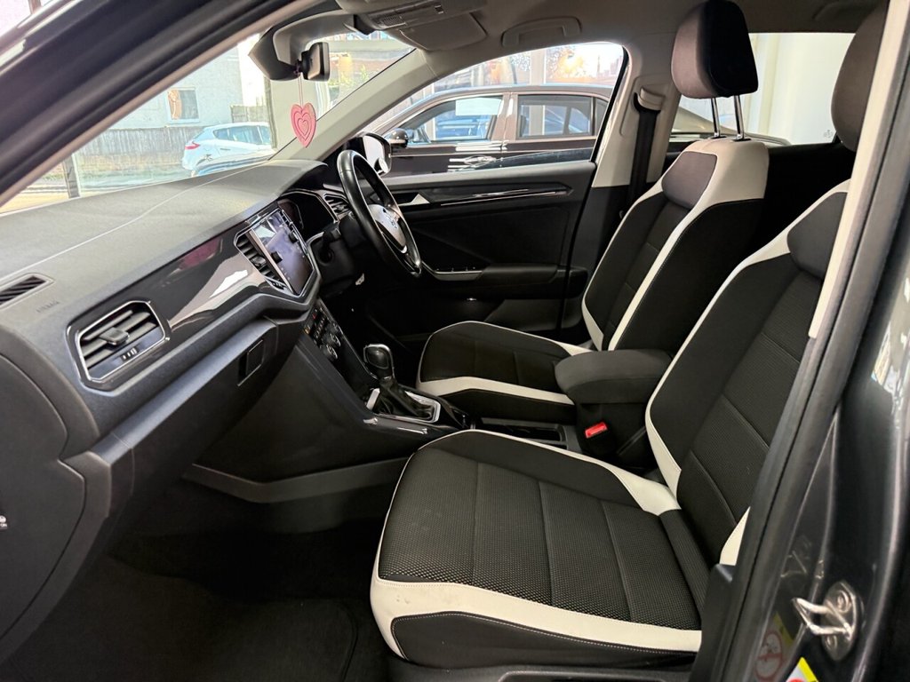 Used Volkswagen T-Roc 2019 for sale - 77937064: Photo 16