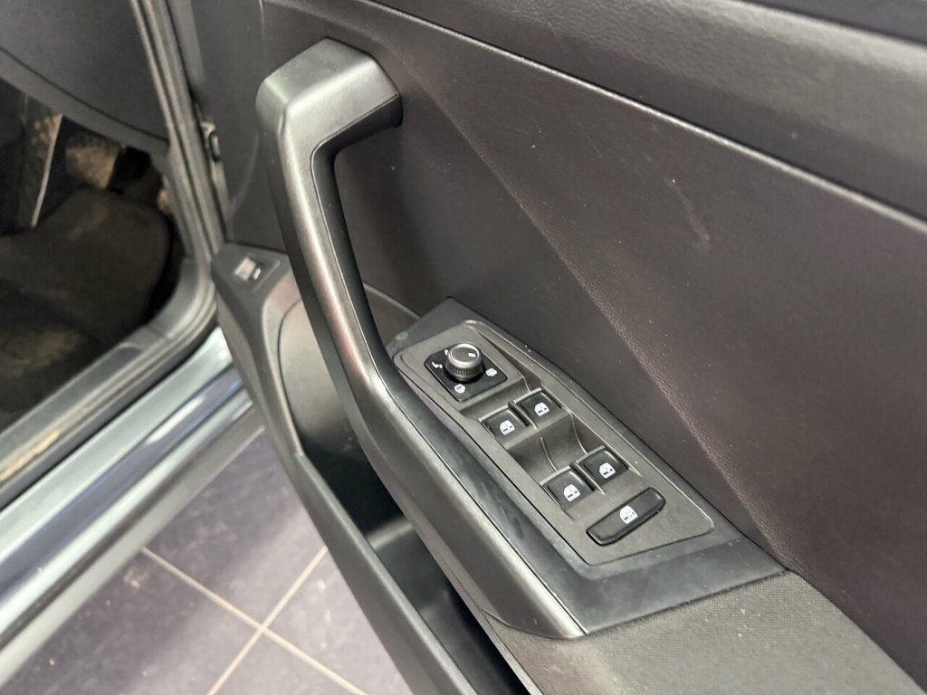 Used Volkswagen T-Roc 2019 for sale - 77937064: Photo 25