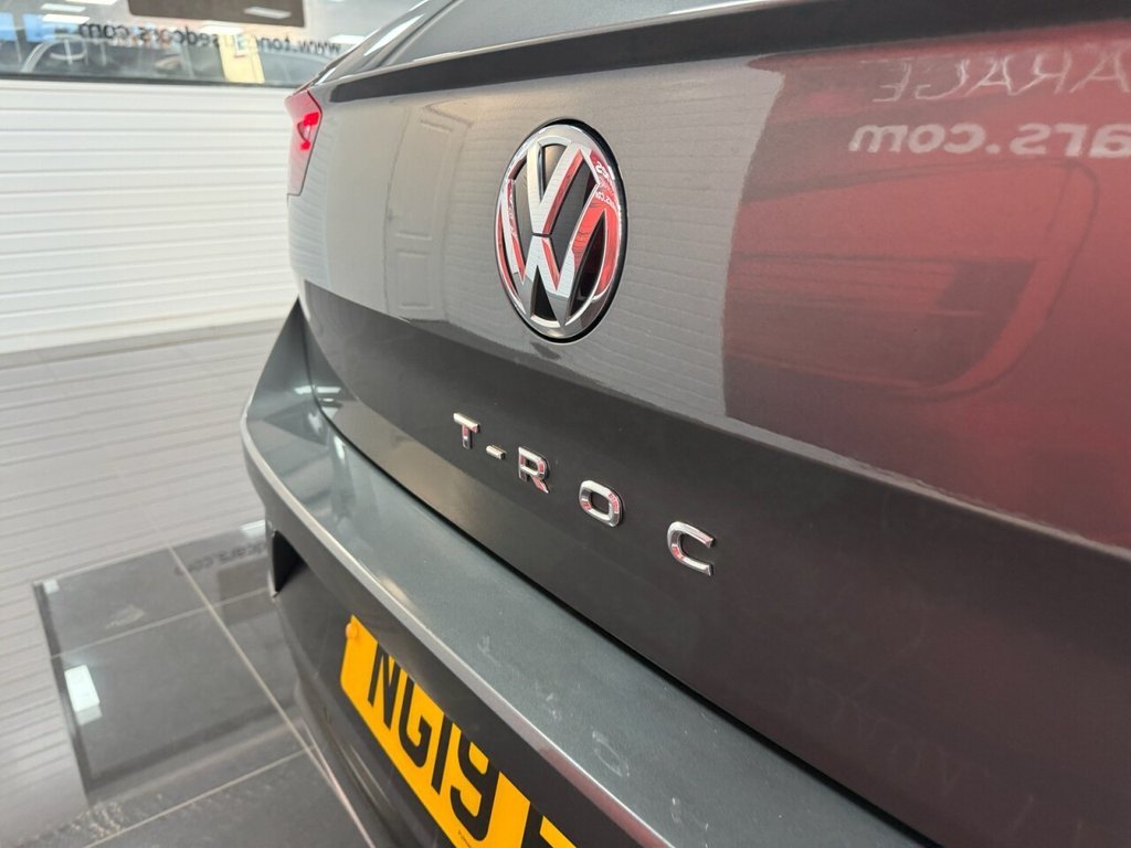 Used Volkswagen T-Roc 2019 for sale - 77937064: Photo 9