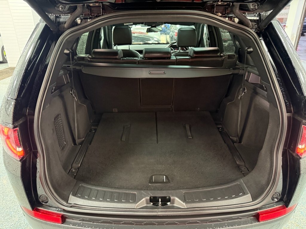 Used Land Rover Discovery Sport 2018 for sale - 76985944: Photo 11