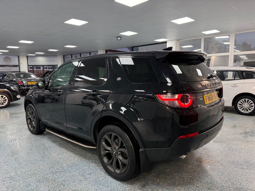 Used Land Rover Discovery Sport 2018 for sale - 76985944: Photo 13