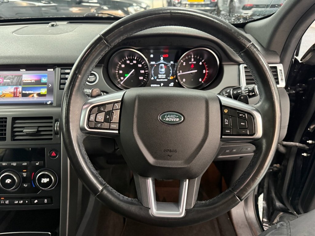 Used Land Rover Discovery Sport 2018 for sale - 76985944: Photo 31