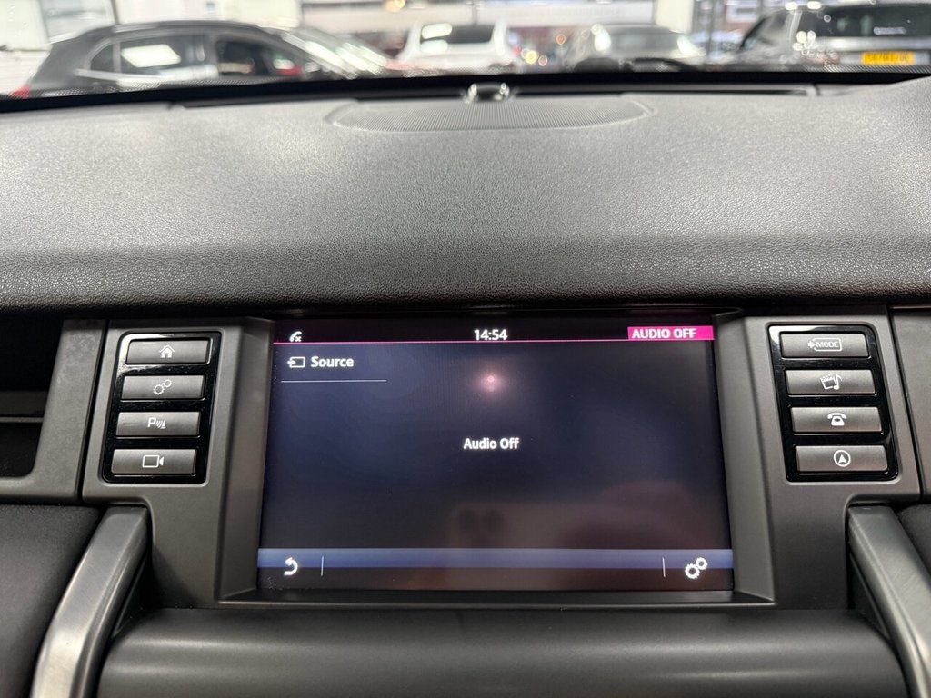 Used Land Rover Discovery Sport 2018 for sale - 76985944: Photo 36