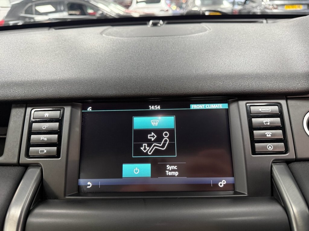 Used Land Rover Discovery Sport 2018 for sale - 76985944: Photo 38