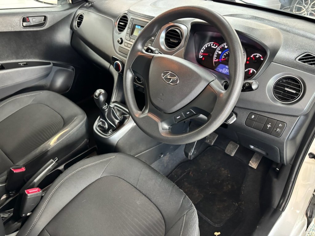 Used Hyundai i10 2018 for sale - 77263104: Photo 18