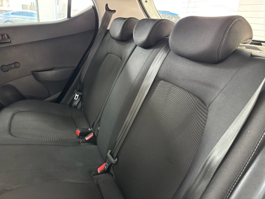 Used Hyundai i10 2018 for sale - 77263104: Photo 30