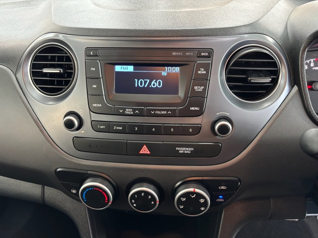 Used Hyundai i10 2018 for sale - 77263104: Photo 31