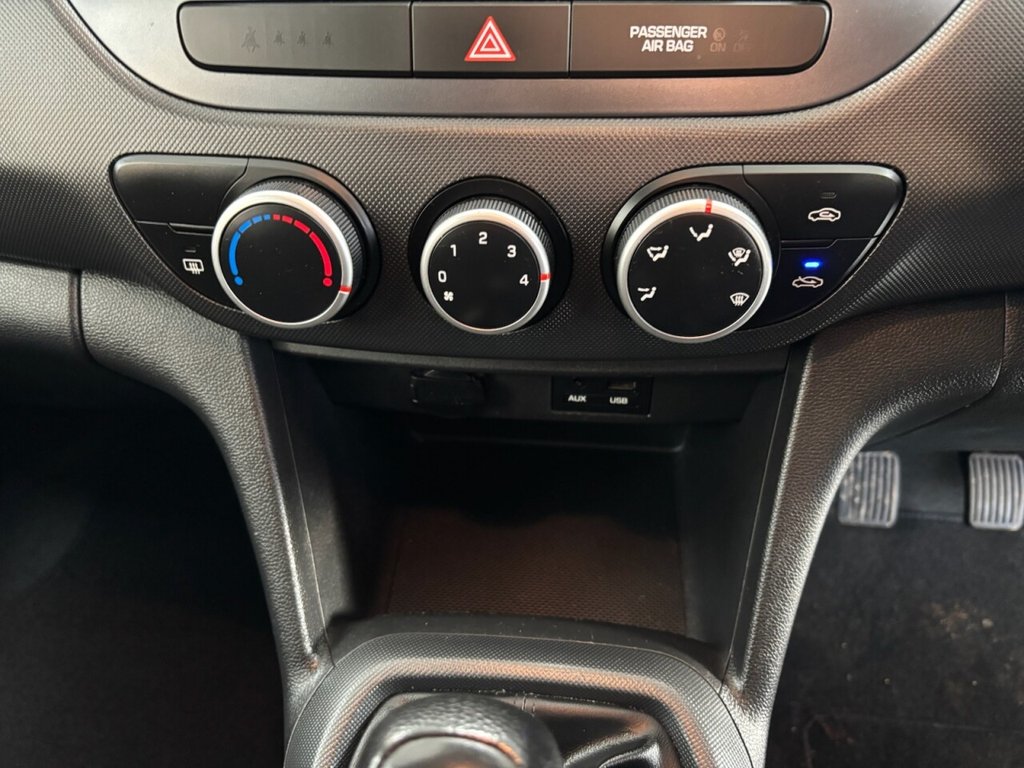 Used Hyundai i10 2018 for sale - 77263104: Photo 34