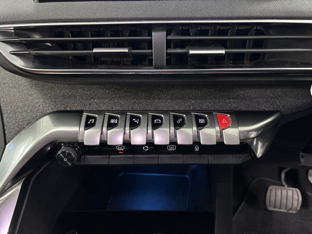 Used Peugeot 3008 2018 for sale - 77302787: Photo 37