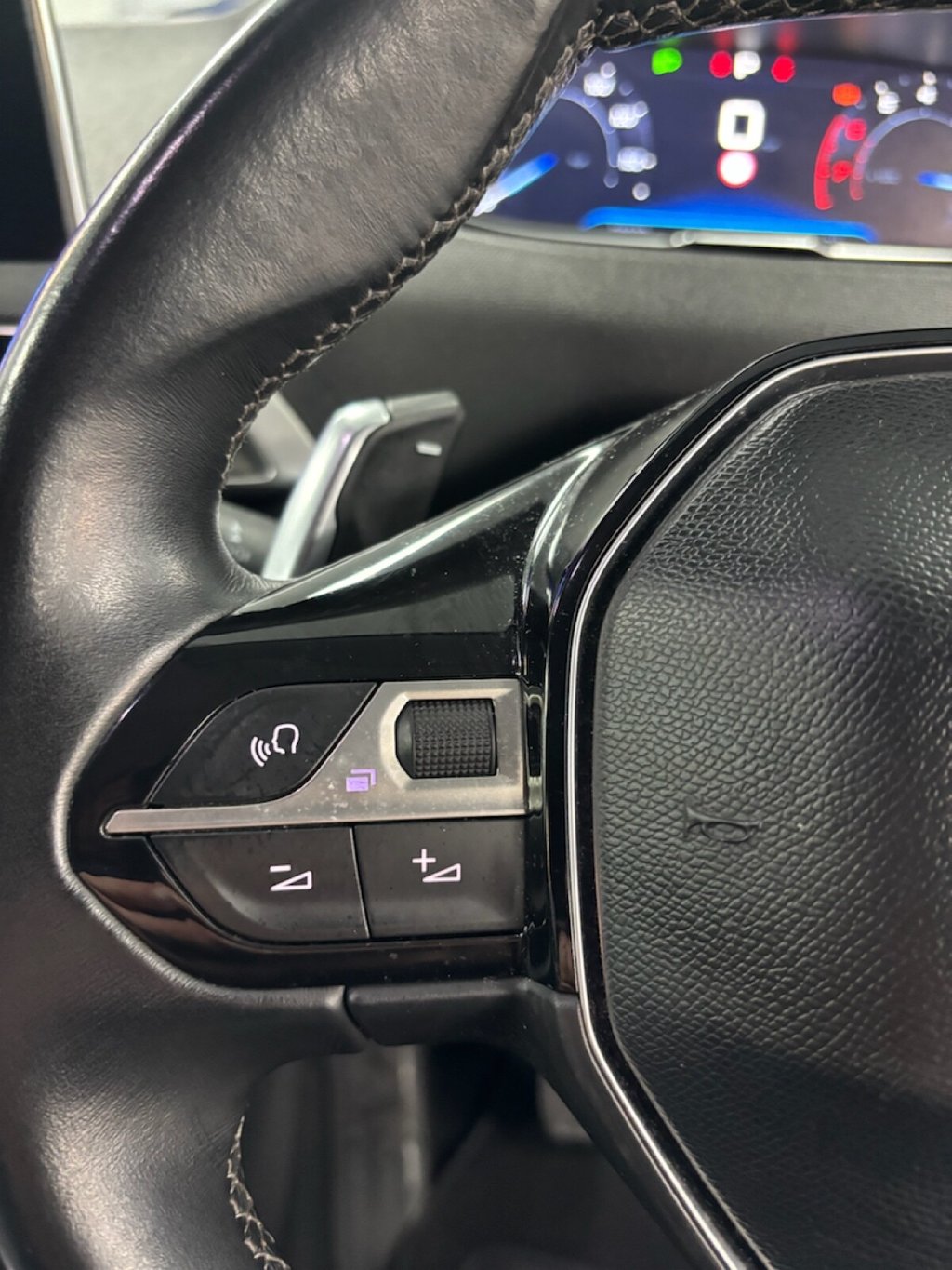 Used Peugeot 3008 2018 for sale - 77302787: Photo 39