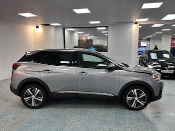 Used Peugeot 3008 2018 for sale - 77302787: Photo