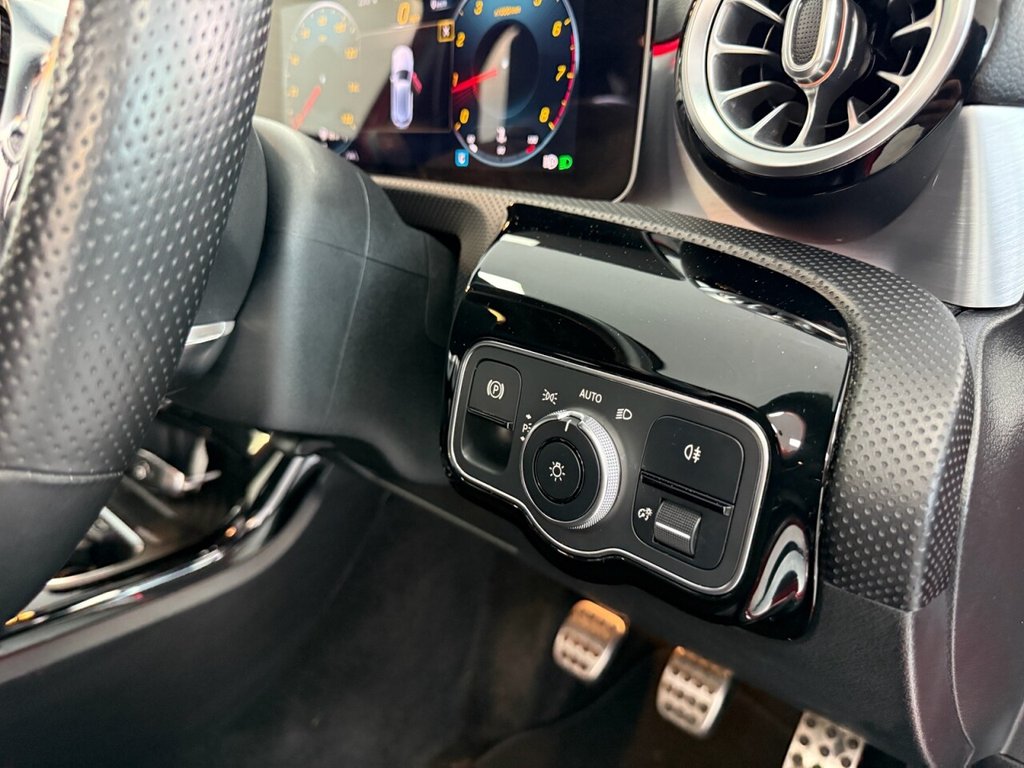 Used Mercedes-Benz A-Class 2019 for sale - 76776572: Photo 32