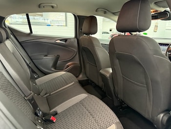 Used Vauxhall Astra 2020 for sale - 76776648: Photo