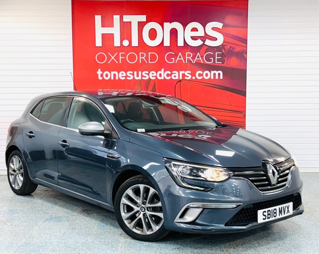 Used Renault Megane 2018 for sale - 76776670: Photo 1