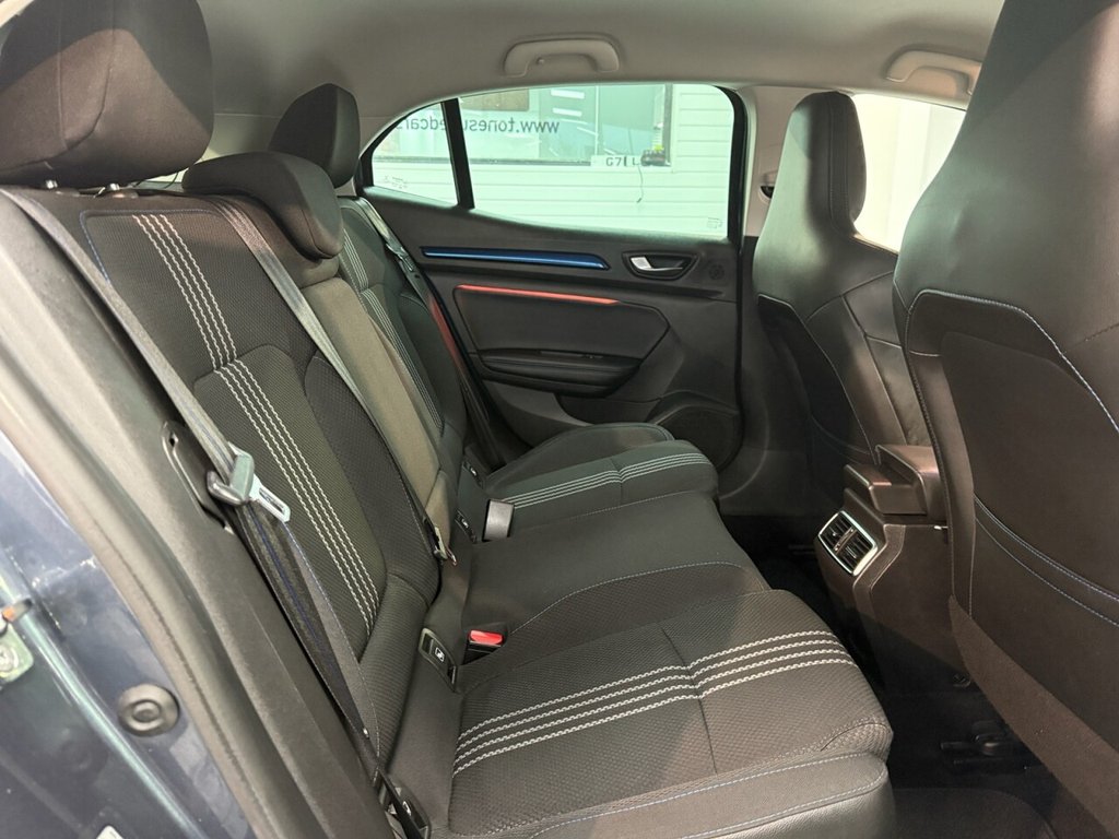 Used Renault Megane 2018 for sale - 76776670: Photo 13