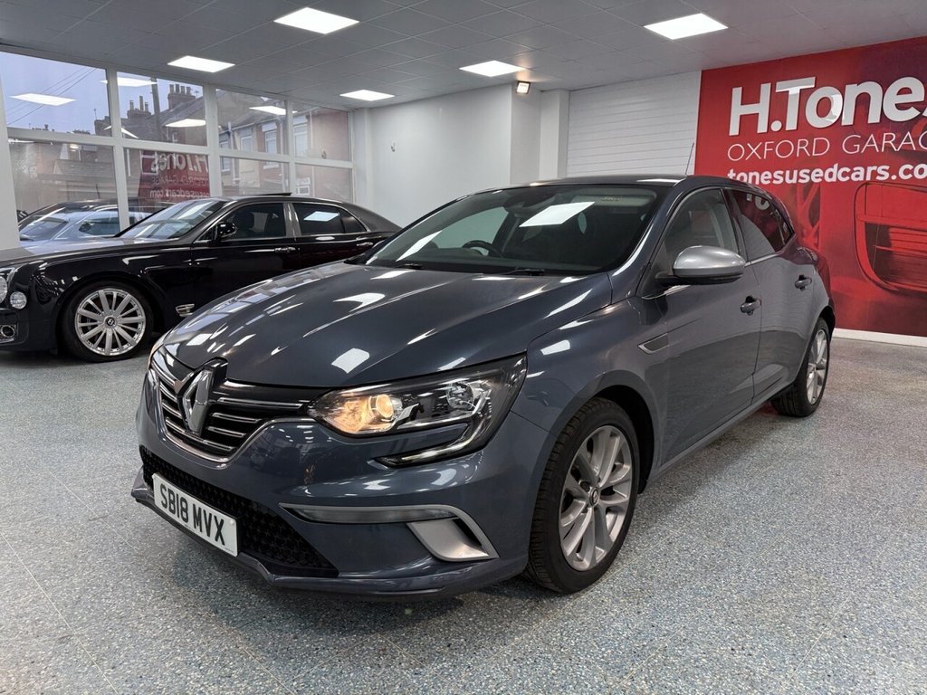Used Renault Megane 2018 for sale - 76776670: Photo 24