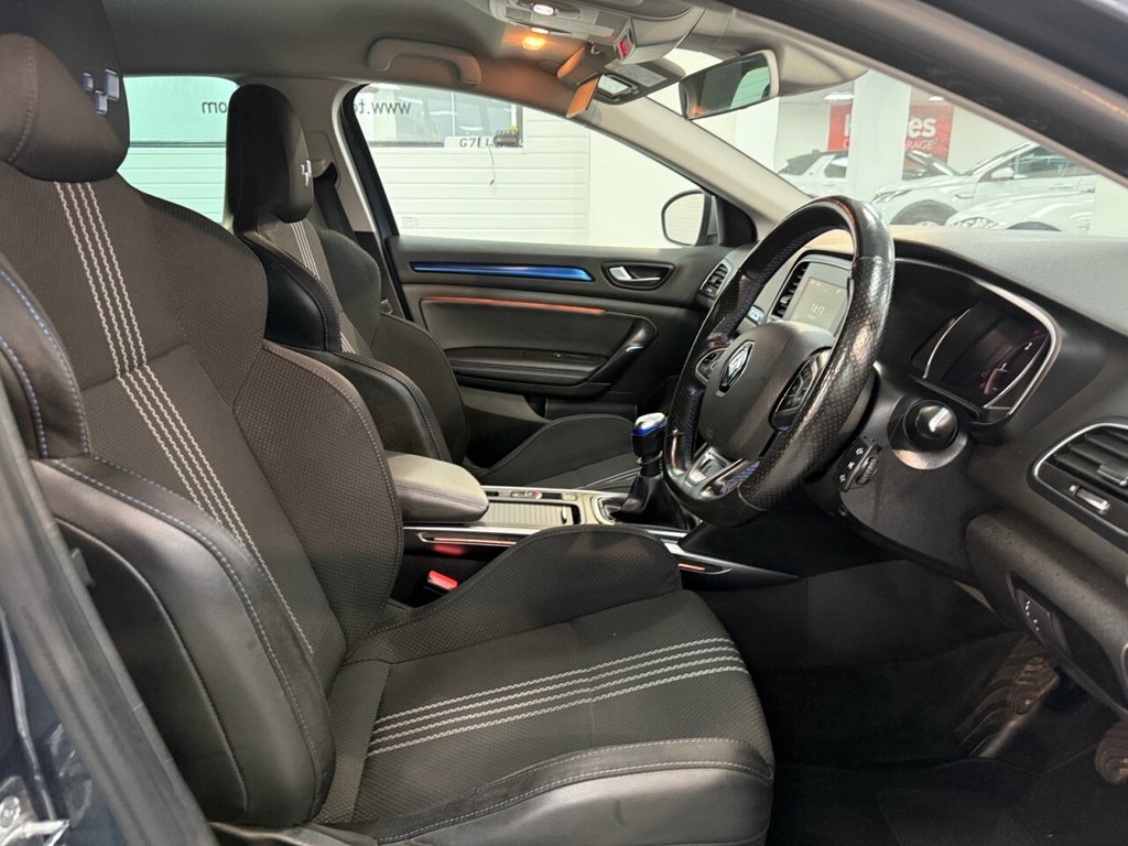 Used Renault Megane 2018 for sale - 76776670: Photo 25