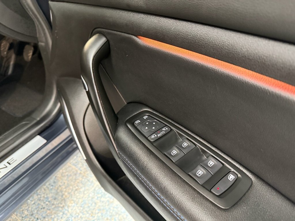 Used Renault Megane 2018 for sale - 76776670: Photo 26