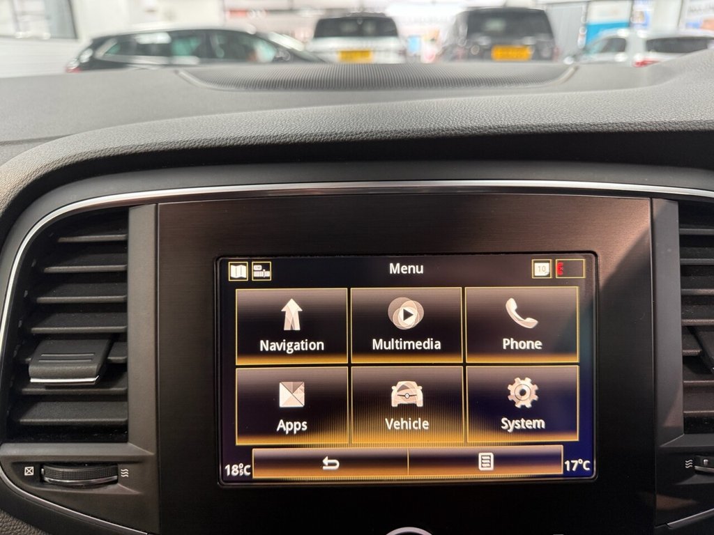 Used Renault Megane 2018 for sale - 76776670: Photo 33