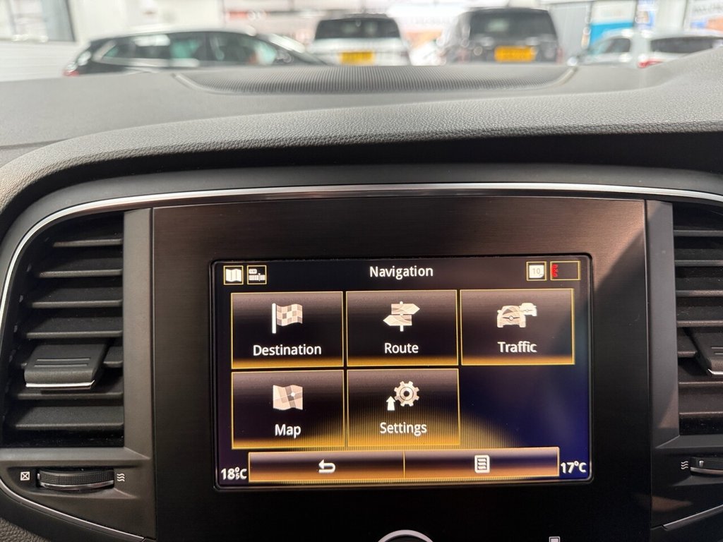 Used Renault Megane 2018 for sale - 76776670: Photo 34