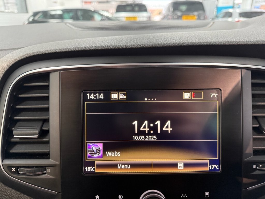 Used Renault Megane 2018 for sale - 76776670: Photo 35