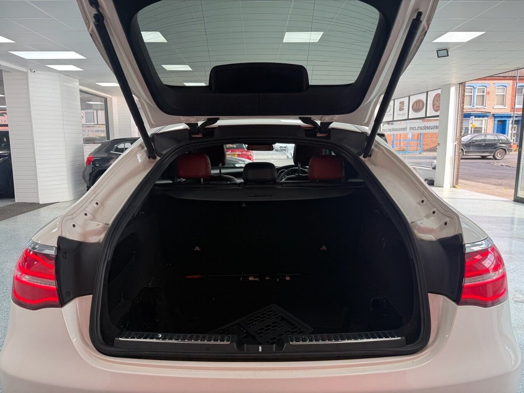 Used Mercedes-Benz GLC 2016 for sale - 76776592: Photo 11