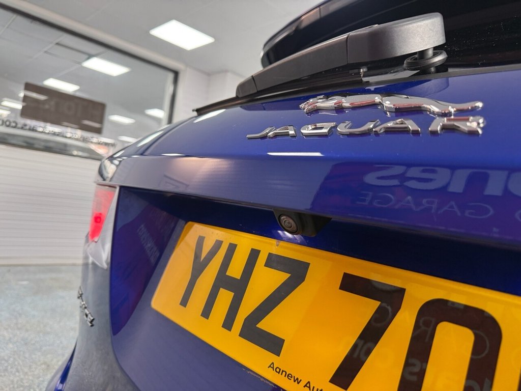 Used Jaguar F-Pace 2018 for sale - 76776621: Photo 12