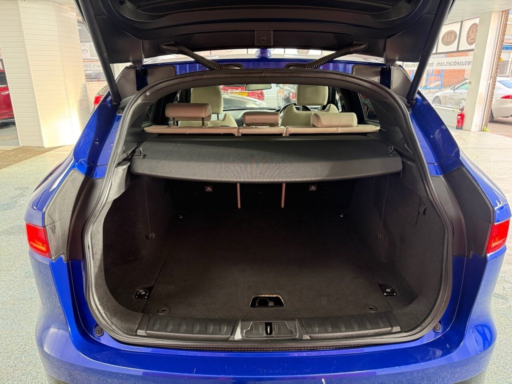 Used Jaguar F-Pace 2018 for sale - 76776621: Photo 13