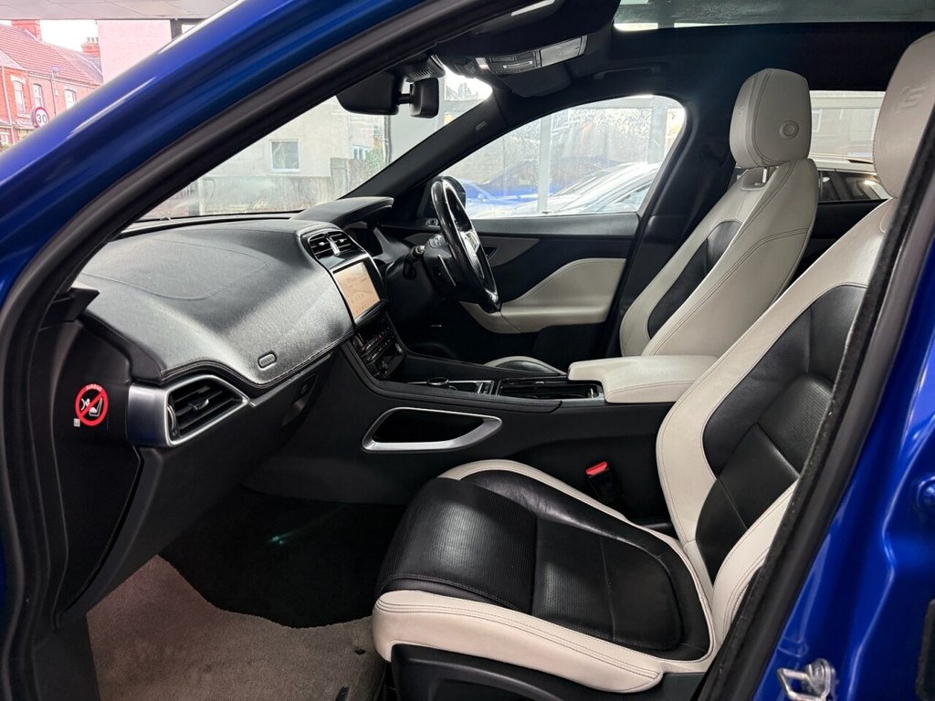 Used Jaguar F-Pace 2018 for sale - 76776621: Photo 20