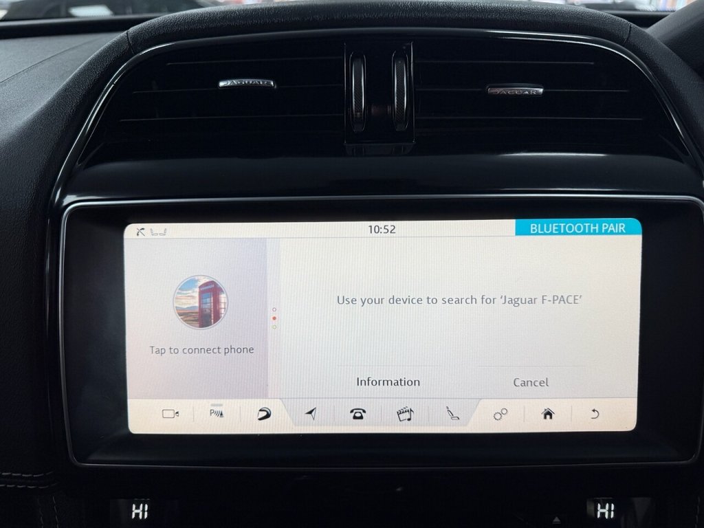 Used Jaguar F-Pace 2018 for sale - 76776621: Photo 41