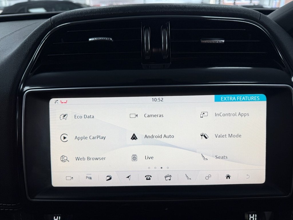 Used Jaguar F-Pace 2018 for sale - 76776621: Photo 45