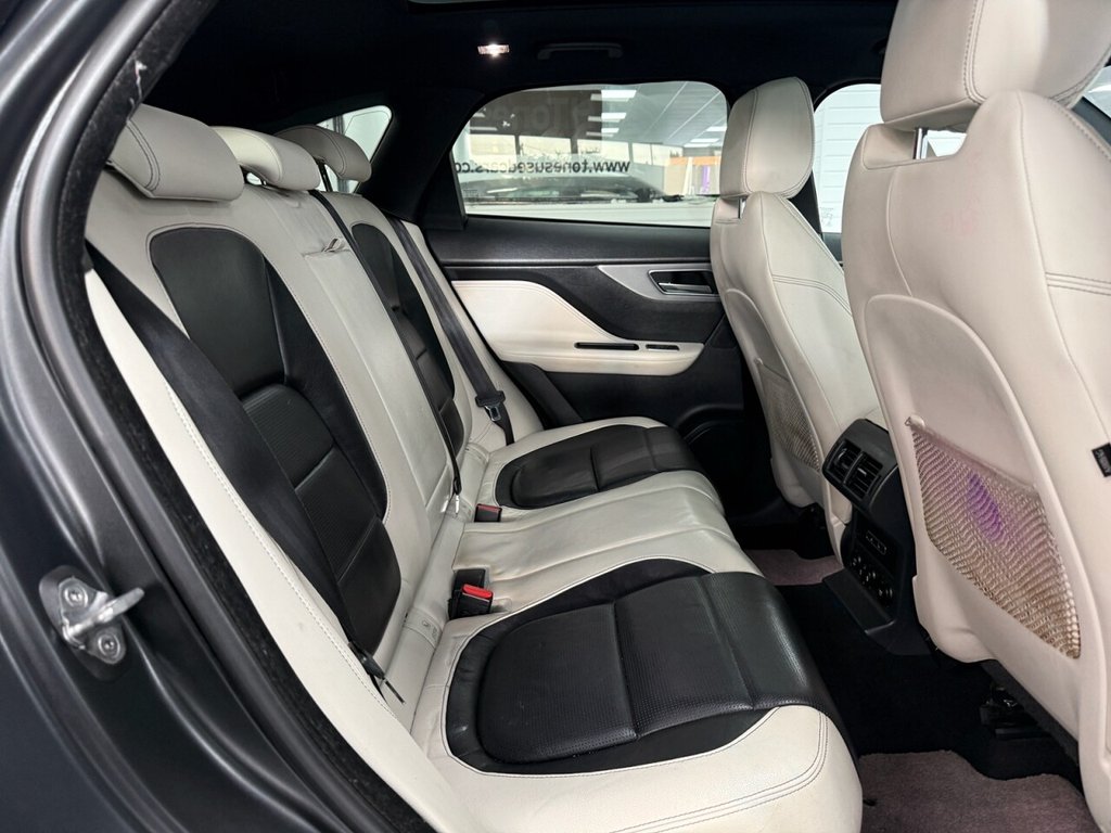 Used Jaguar F-Pace 2018 for sale - 76776621: Photo 5