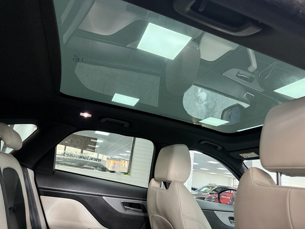 Used Jaguar F-Pace 2018 for sale - 76776621: Photo 7