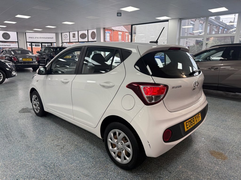 Used Hyundai i10 2019 for sale - 76776622: Photo 11