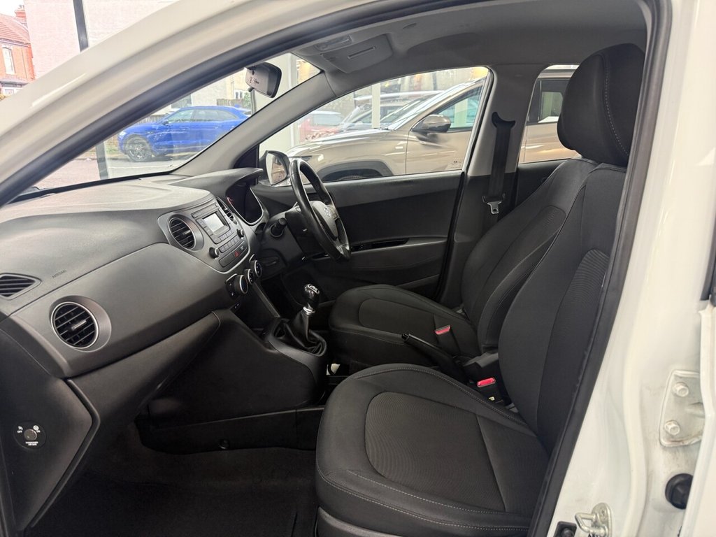 Used Hyundai i10 2019 for sale - 76776622: Photo 14