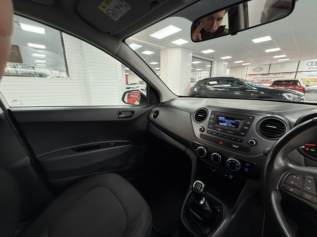 Used Hyundai i10 2019 for sale - 76776622: Photo 38