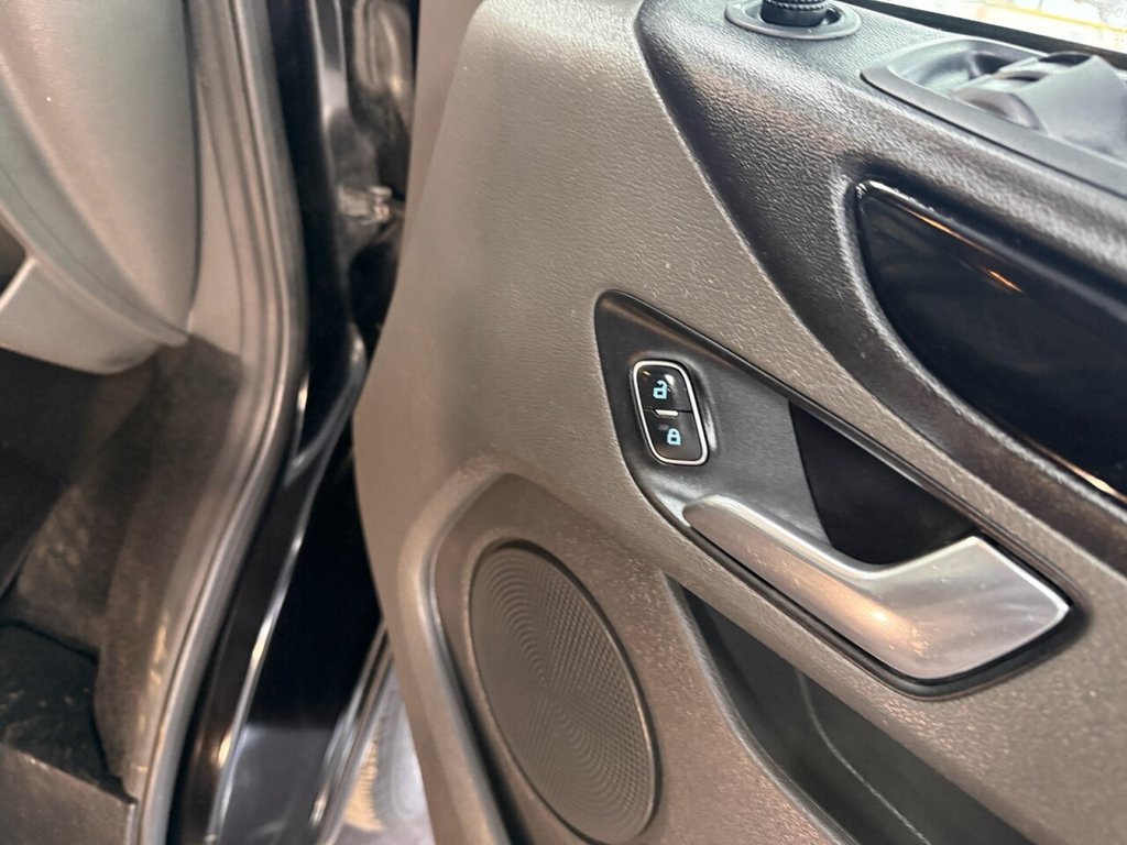 Used Ford Transit Custom 2019 for sale - 77780823: Photo 24