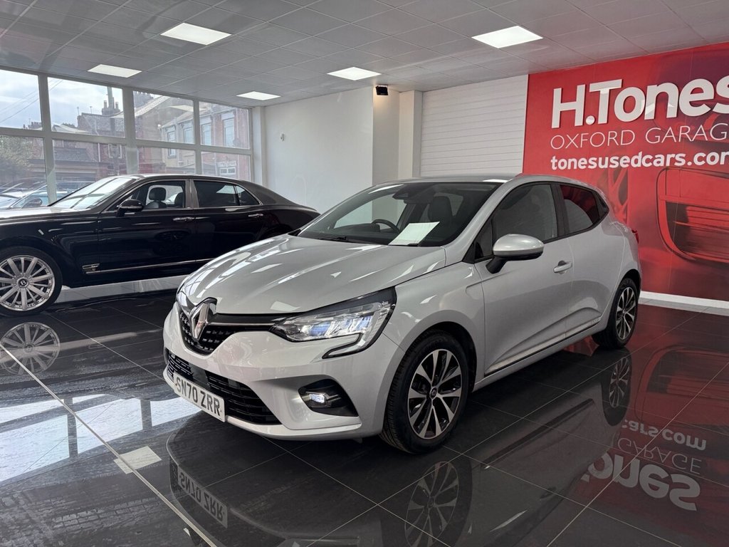 Used Renault Clio 2020 for sale - 77953089: Photo 17