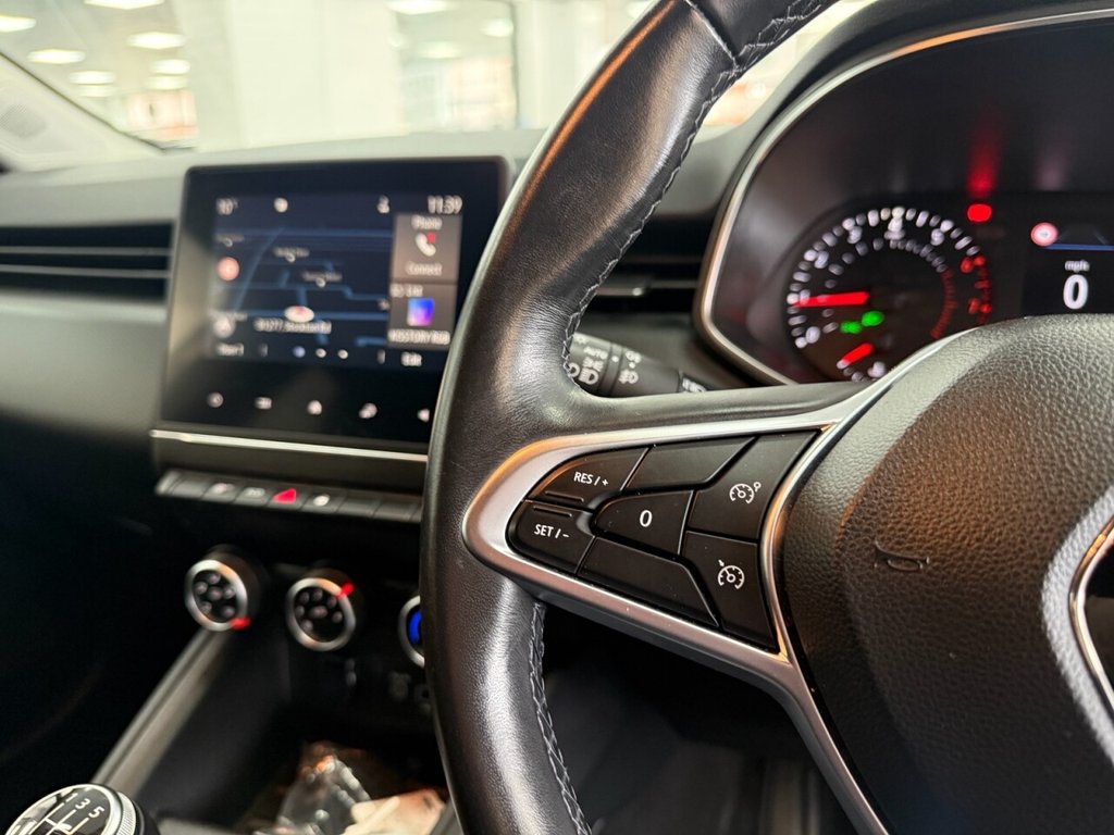 Used Renault Clio 2020 for sale - 77953089: Photo 25