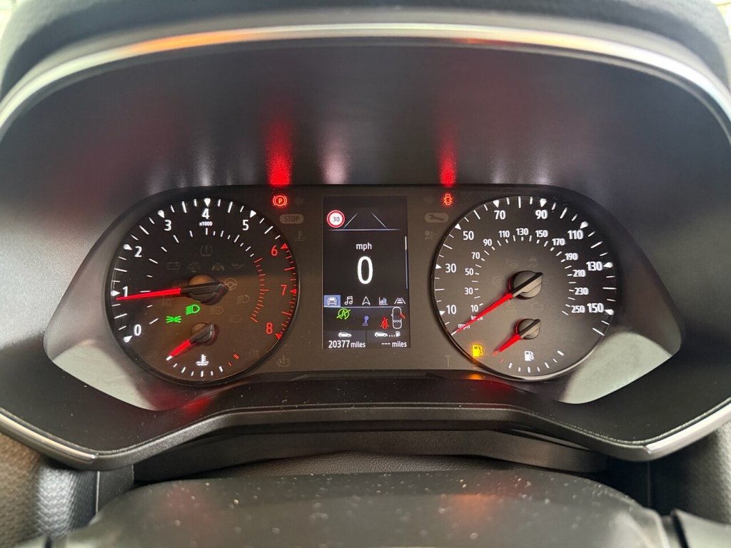 Used Renault Clio 2020 for sale - 77953089: Photo 27