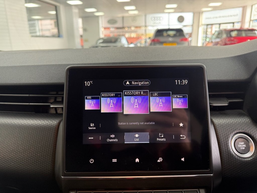 Used Renault Clio 2020 for sale - 77953089: Photo 31