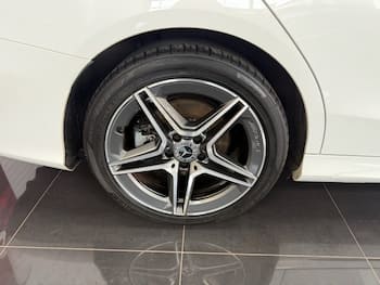 Used Mercedes-Benz C Class 2019 for sale - 79778048: Photo