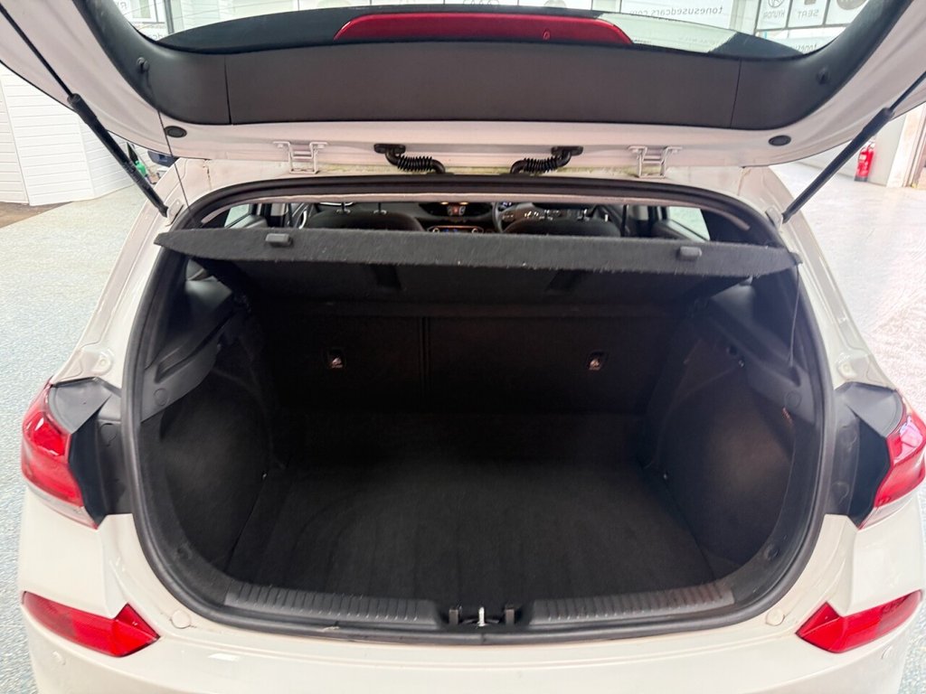 Used Hyundai i30 2017 for sale - 77780224: Photo 10