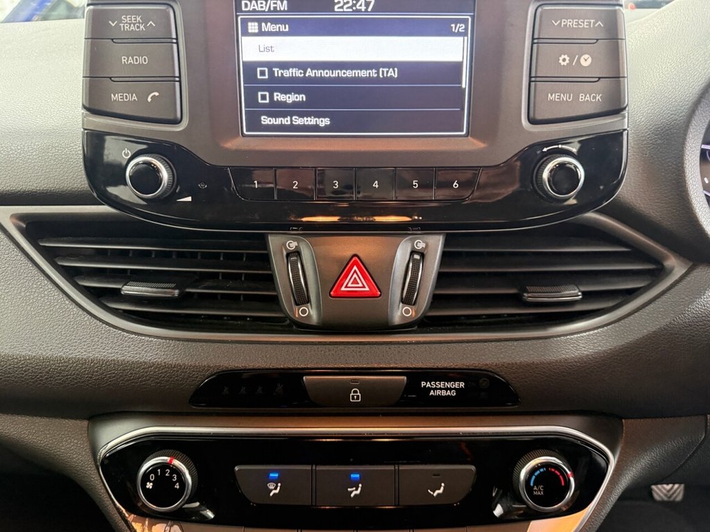 Used Hyundai i30 2017 for sale - 77780224: Photo 32