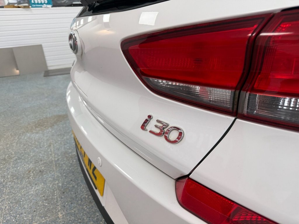 Used Hyundai i30 2017 for sale - 77780224: Photo 8