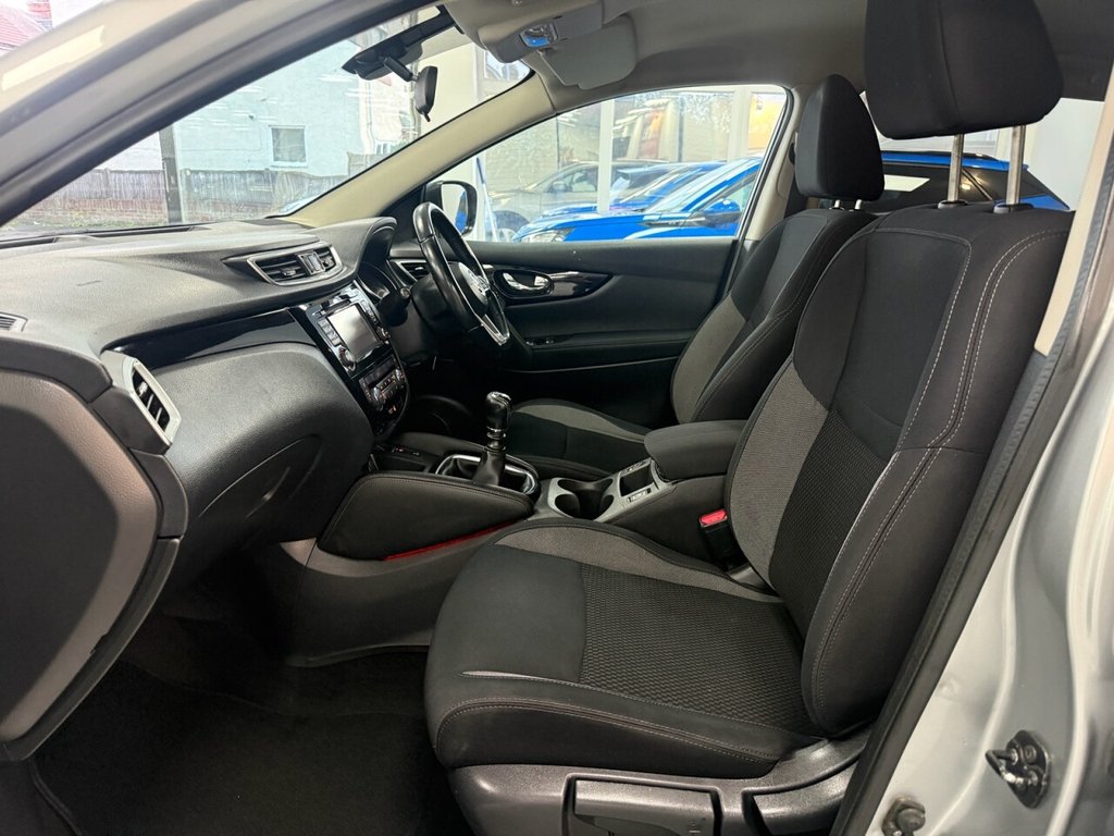 Used Nissan Qashqai 2017 for sale - 77177959: Photo 15