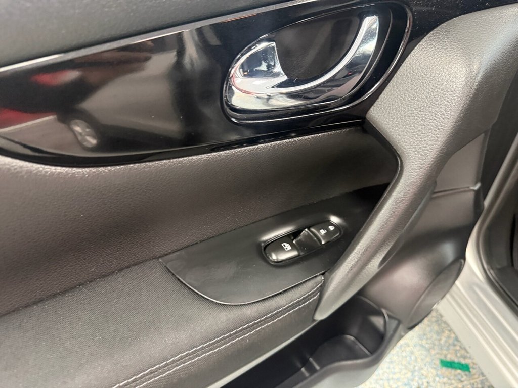 Used Nissan Qashqai 2017 for sale - 77177959: Photo 17