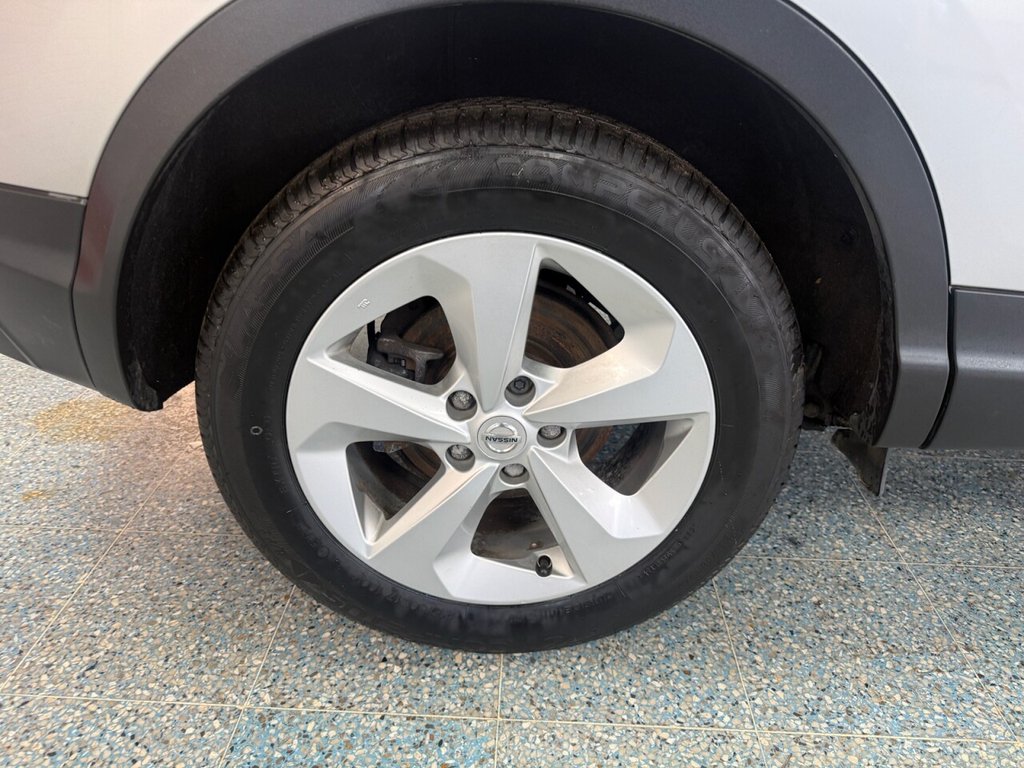 Used Nissan Qashqai 2017 for sale - 77177959: Photo 3