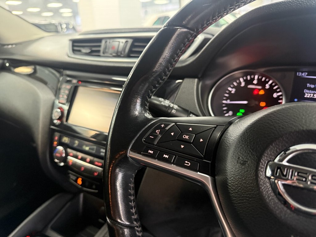 Used Nissan Qashqai 2017 for sale - 77177959: Photo 30